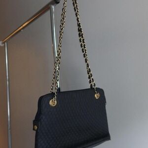 Warren Reed Black Shoulder Bag Gold Detail Black Body